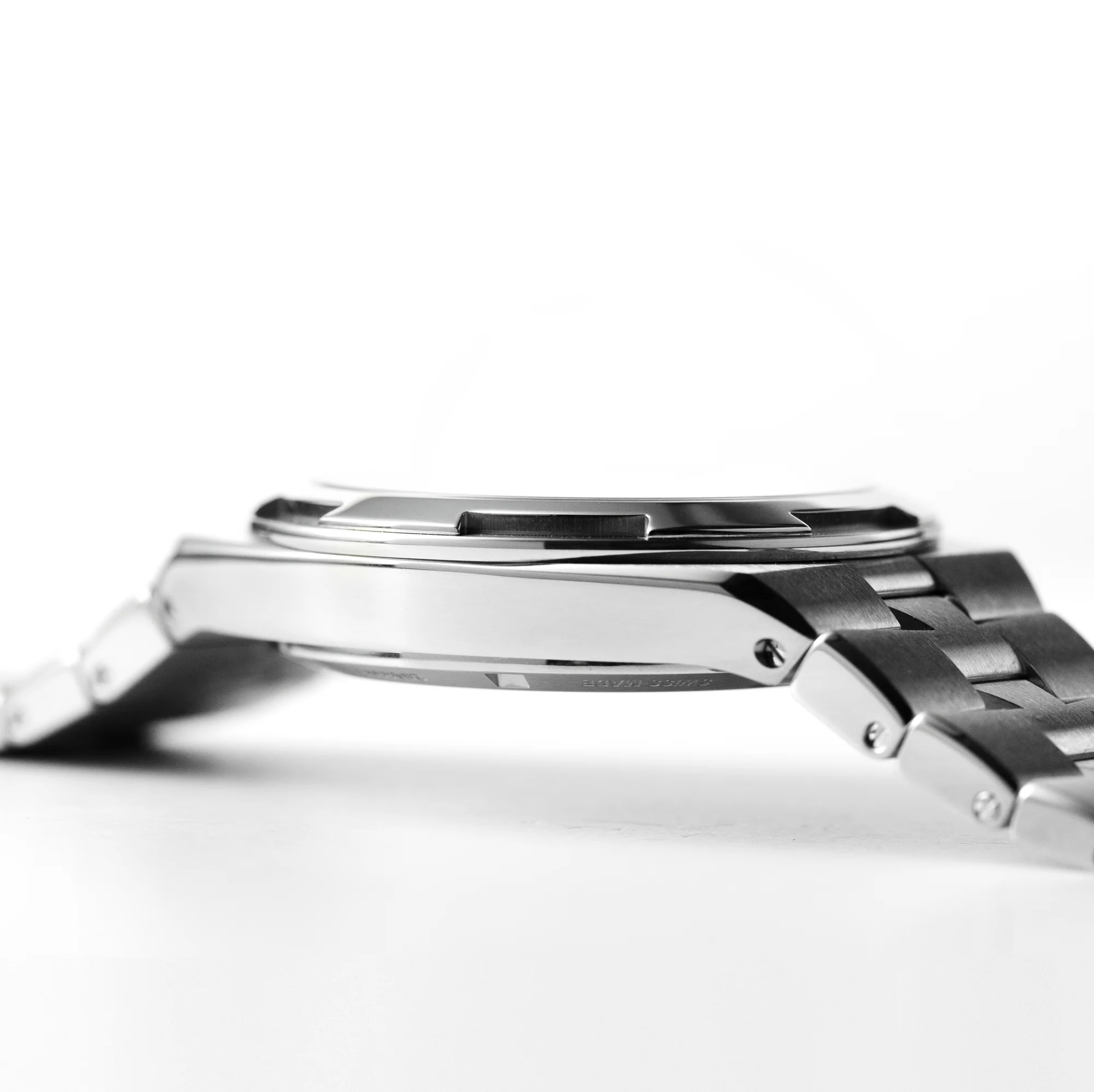 Overseas, 4500V - Image 6