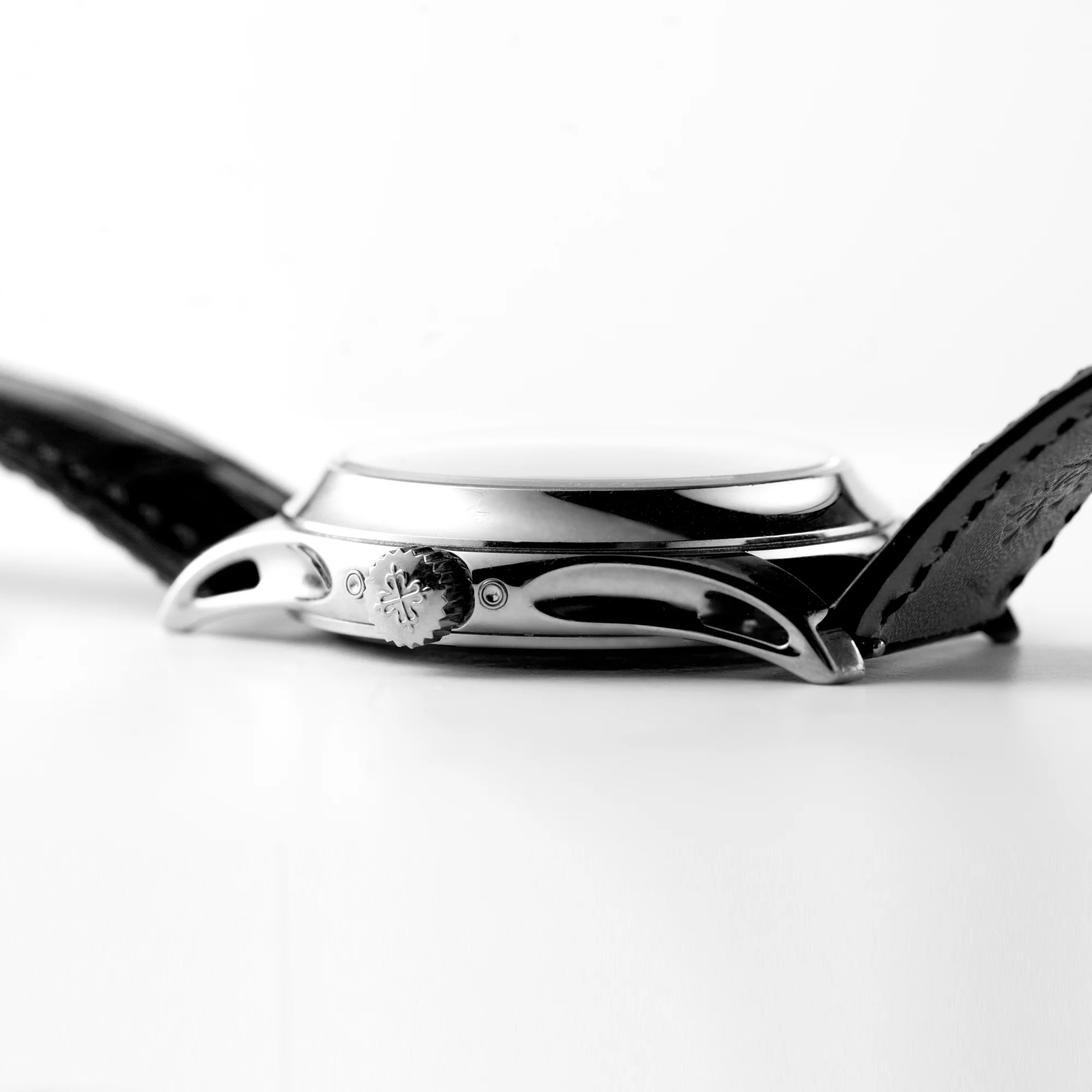 Complications, 5205G - Image 6