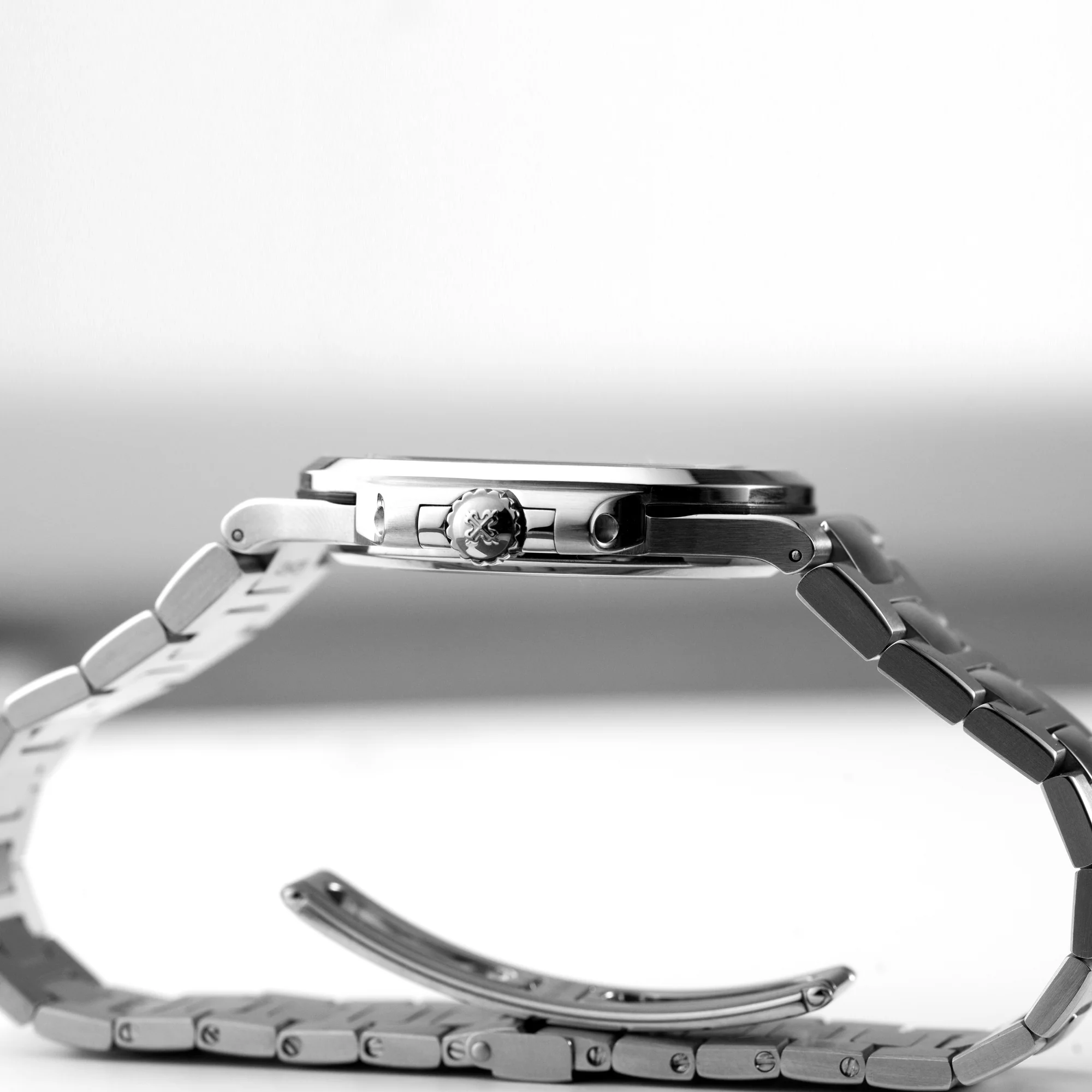 Nautilus, 5711/1A - Image 6