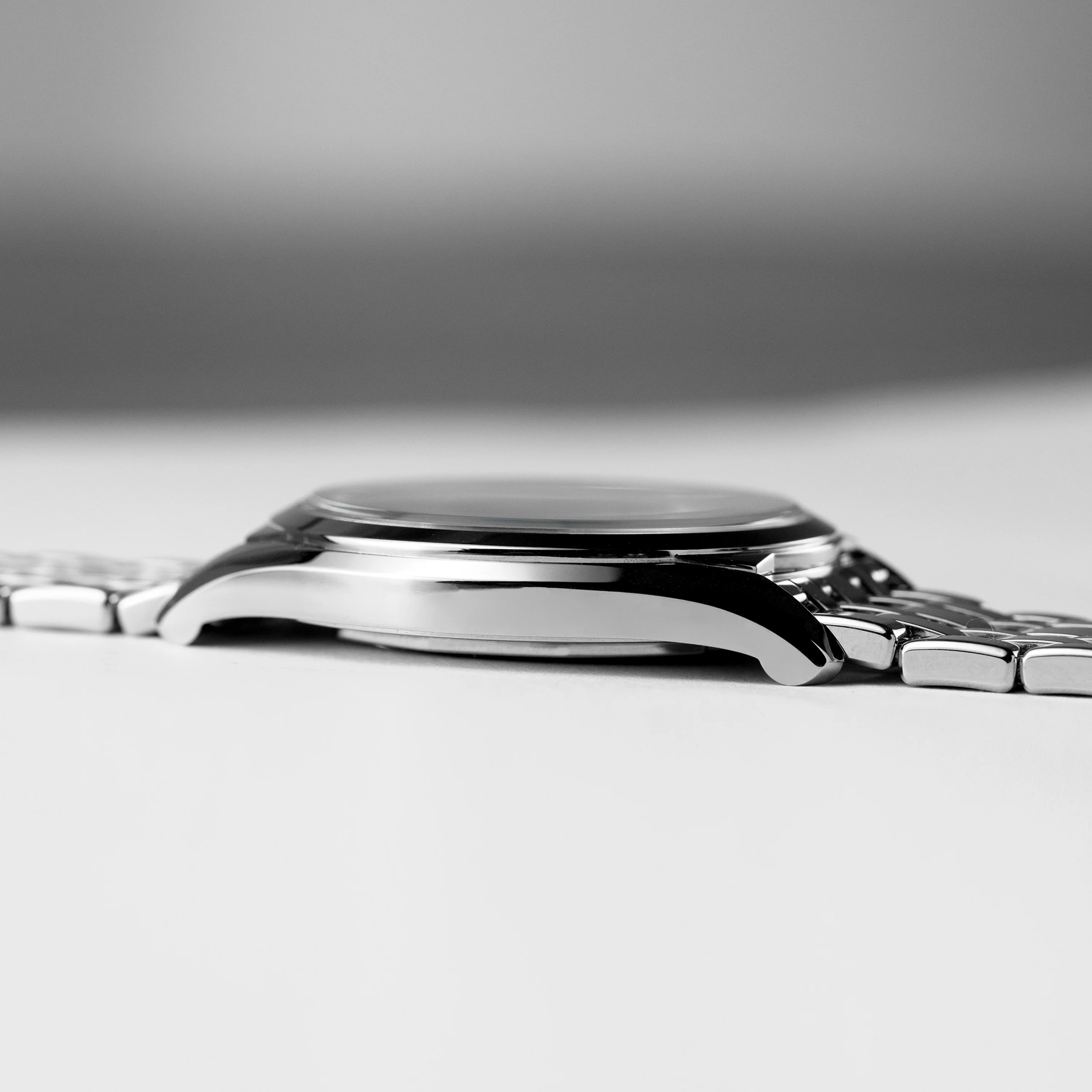 Fifty-Six, 4600E - Image 6