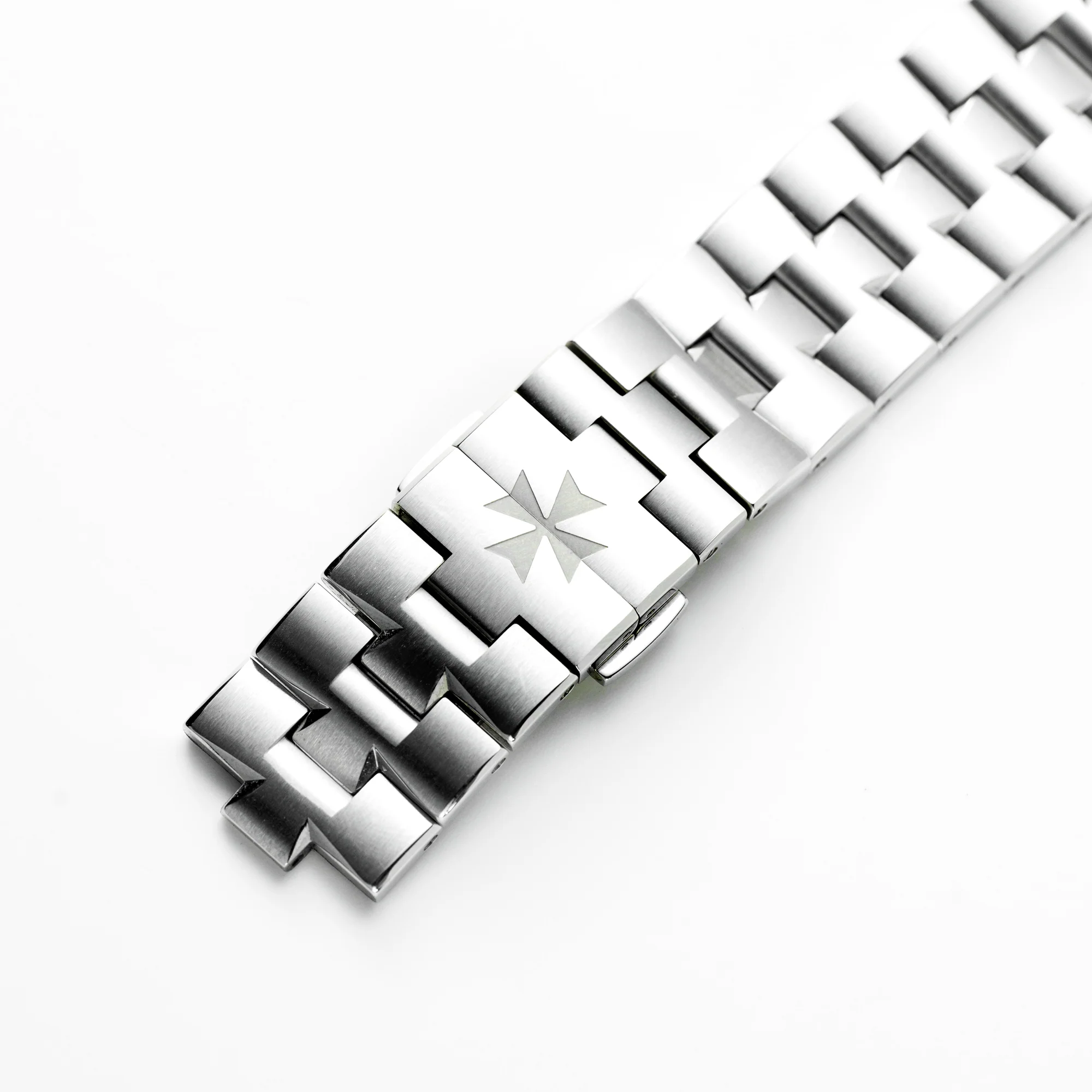 Overseas Chronograph, 5500V - Image 4