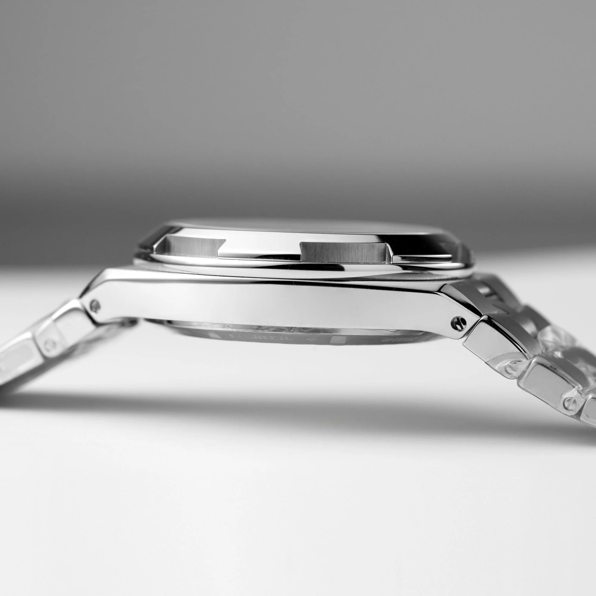 Overseas Dual Time, 7900V - Image 5